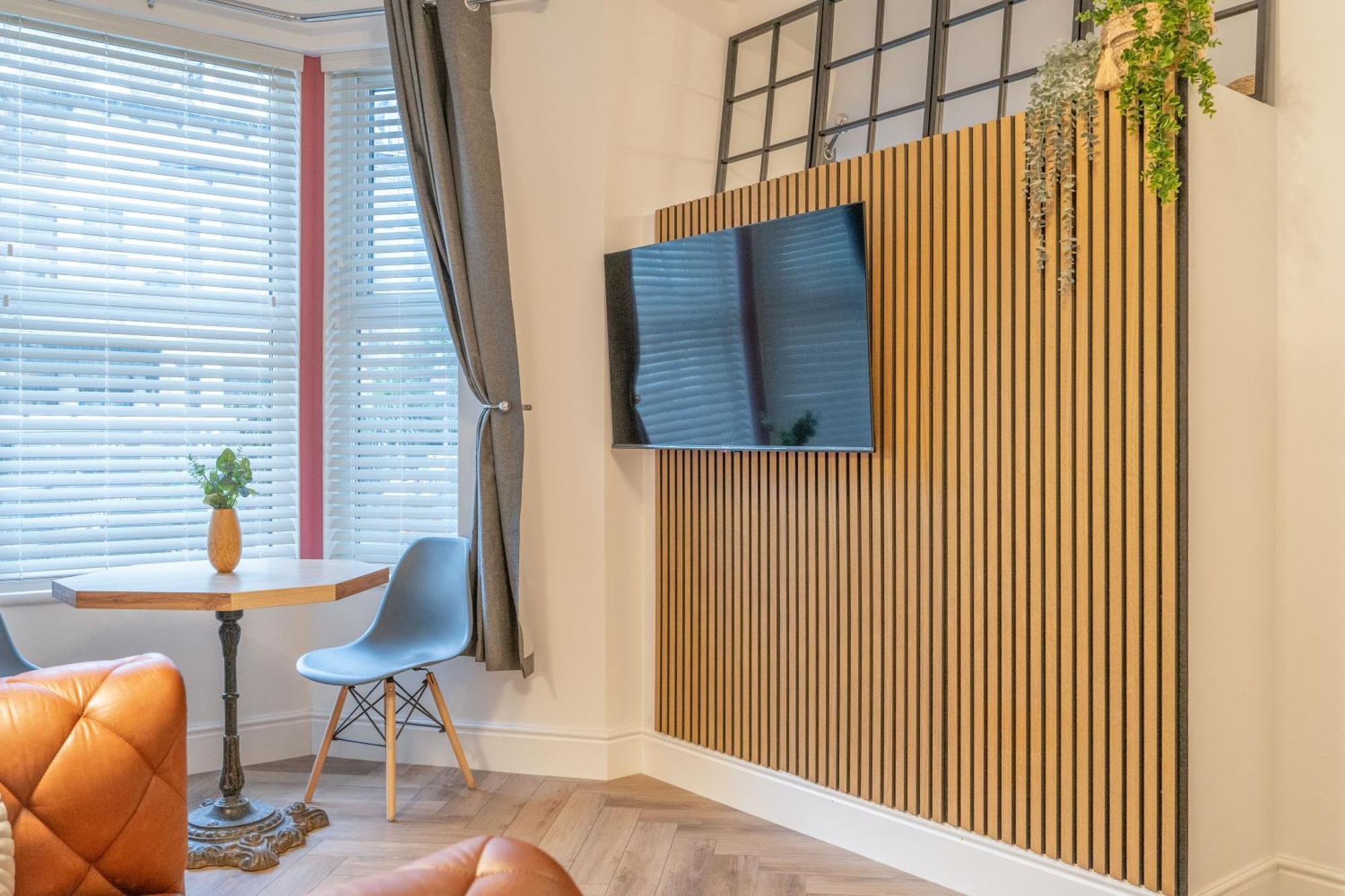 Fabulous New 1 Bedroom Ground Floor Flat 모아캠비 외부 사진