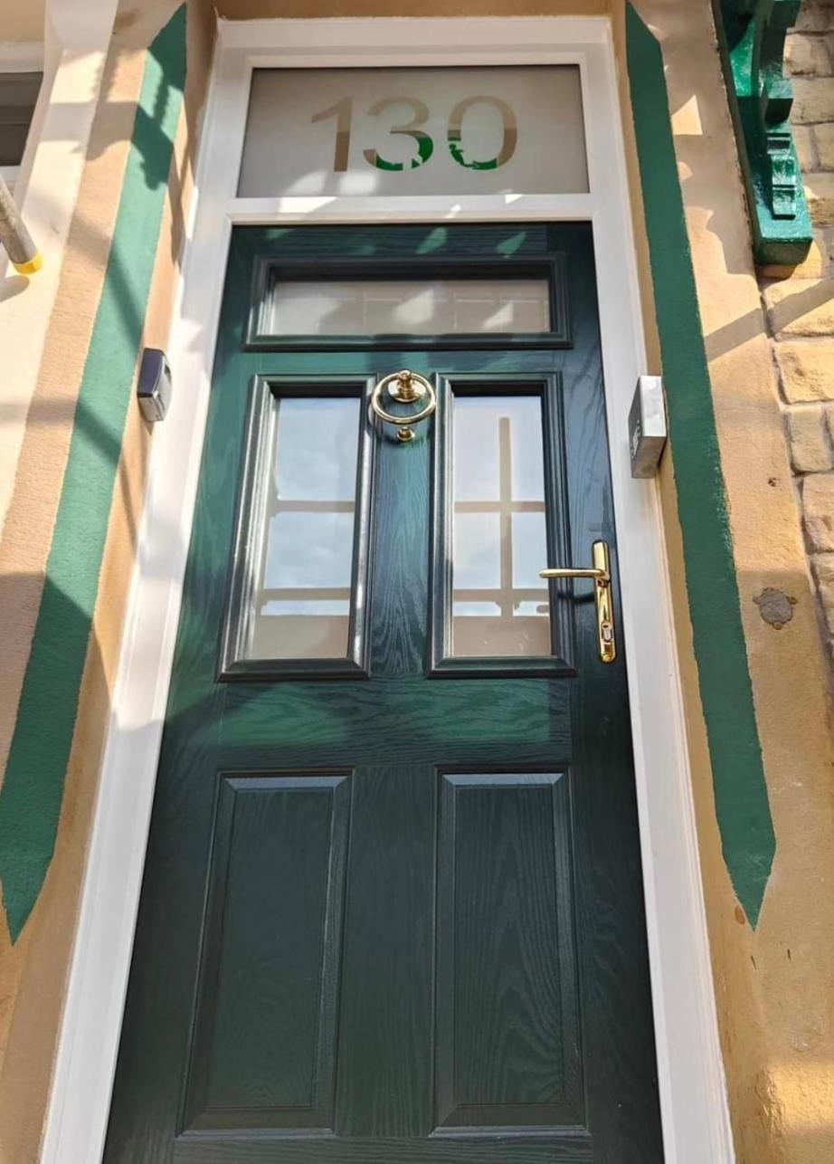 Fabulous New 1 Bedroom Ground Floor Flat 모아캠비 외부 사진